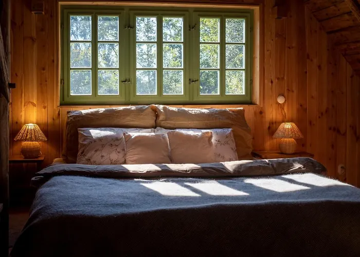Enjoy Cozy Hills & Forest & Views & Gardens & Sauna Whirlpool Bath